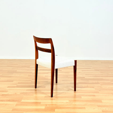 Swedish set of 4 dining chairs "Garmi" by Nilson Jonsson for Troeds