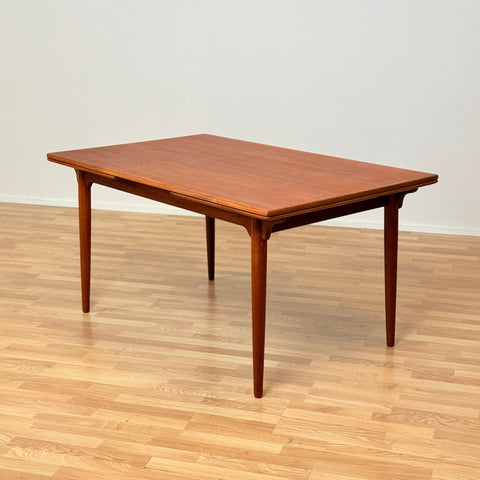 Danish rectangular dining table in teak by Omann Jun møbelfabrik a/s