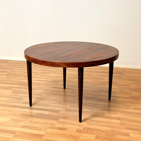 Danish round dining table by Kai Kristiansen for Feldballes Furniture Factory