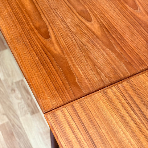 Danish dining table in teak with 2 extension boards