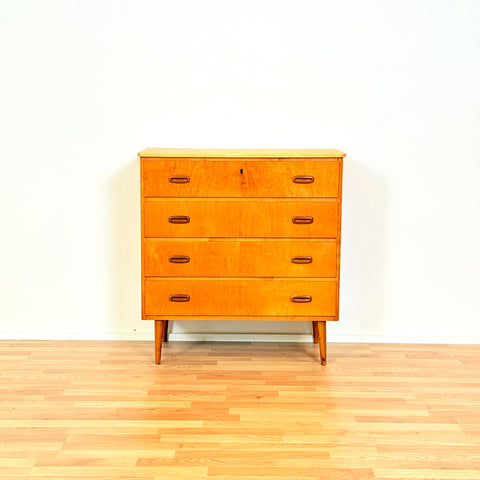 Swedish chest of drawers in birch by Ferdinand Lundquist