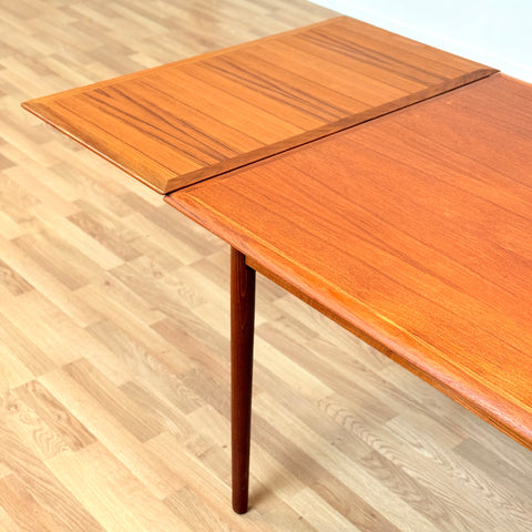 Danish rectangular dining table in teak