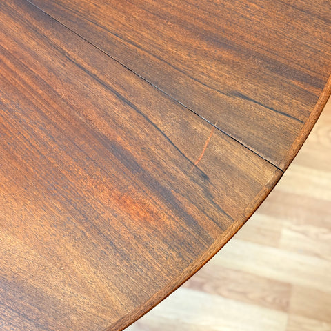 Danish round dining table in teak & beech