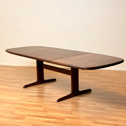 Oval dining table in teak by Skovby, 1960s-70s, Denmark