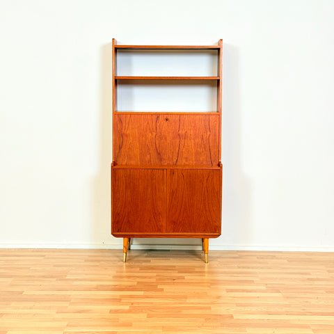 Swedish bookshelf in teak by Bräntorps Möbelfabrik