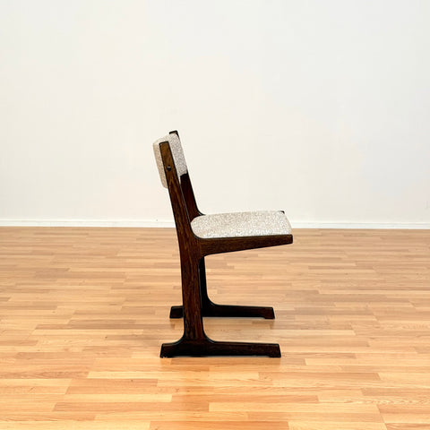 Danish dining chairs in oak by Farstrup