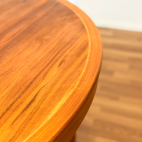 Rare large round dining table in walnut "Diamant" by Bertil Fridhagen for Bodafors