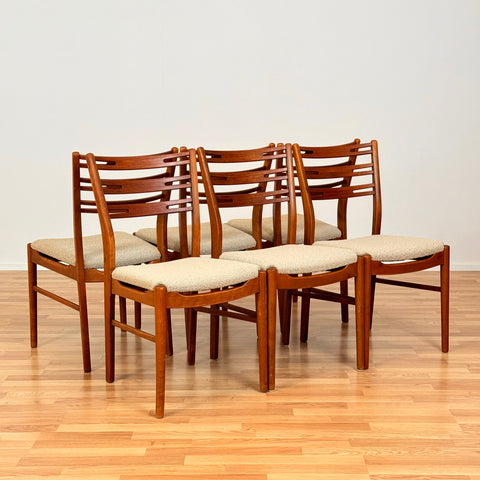 Danish set of 6 dining chairs "model 219" in teak & beech by Farstrup
