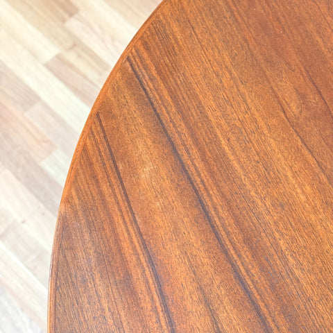 Danish round dining table in teak & beech