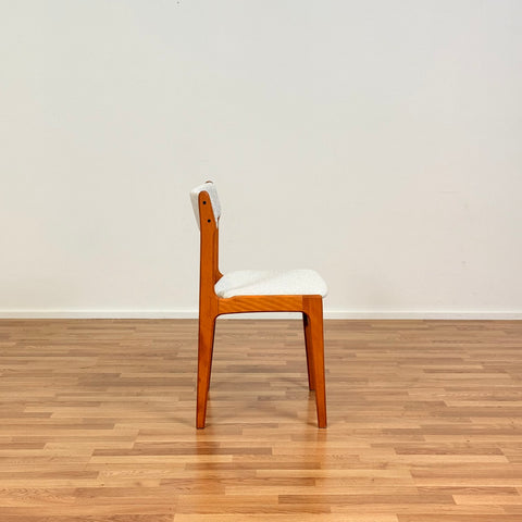Danish set of 8 dining chairs in beech by Erik Buch