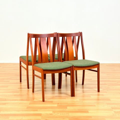Swedish set of 4 dining chairs in teak
