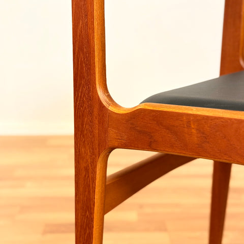 Danish dining chairs in teak by Erik Buch