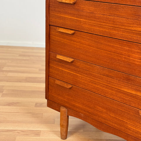Danish chest of drawers in teak