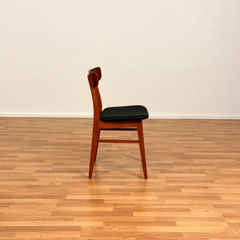 Danish set of 6 dining chairs in teak & beech by Findahl