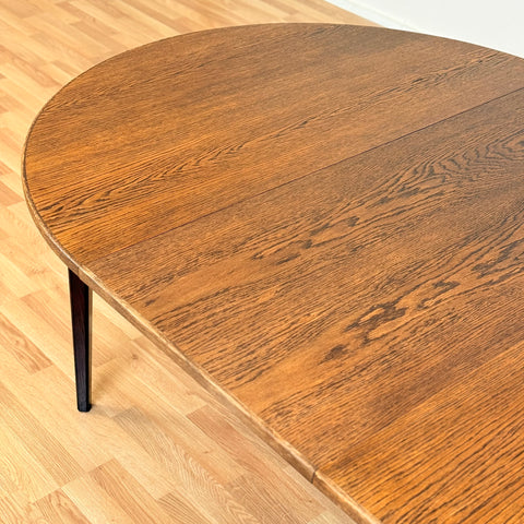 Danish round dining table in oak 'model 55' with 3 ext by Omann Jun
