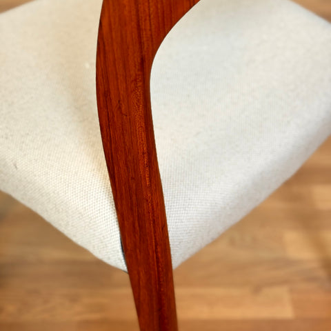 Danish set of 4 dining chairs 'model 71' by Niels O. Moller
