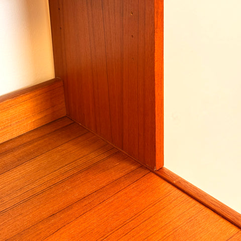 Bookshelf in teak by B. Fridhagen for Bodafors, 1960s-70s, Sweden