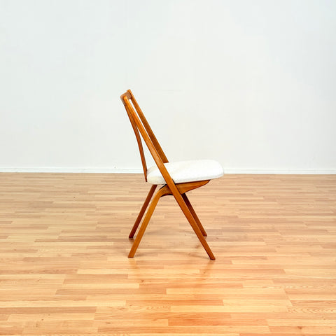 Swedish set of 8 dining chairs in beech by Gottfrid Karlsson & Söner Stolfabrik Diö