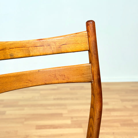 Swedish set of 4 dining chairs in oak