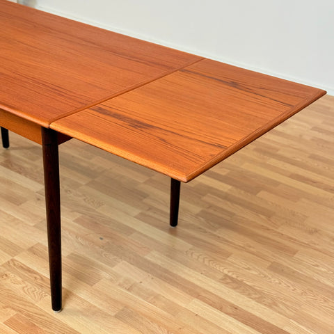 Danish rectangular dining table in teak