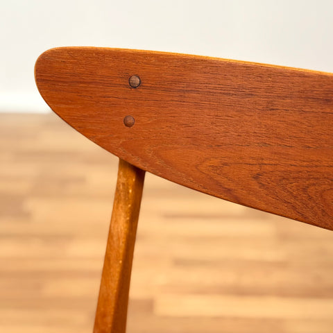 Danish set of 4 dining chairs 'model 210' in teak by Farstrup