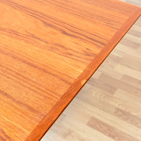 Danish rectangular dining table in teak by Johannes Andersen for Uldum møbelfabrik