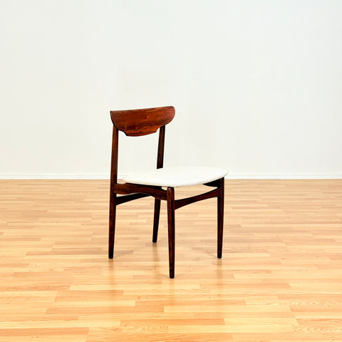 Danish set of 4 dining chairs in Santos rosewood