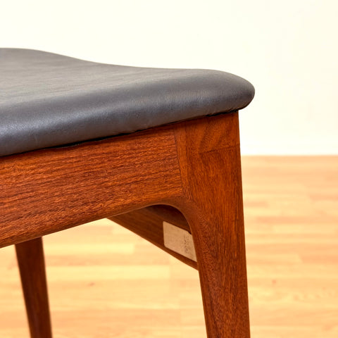 Danish set of 6 dining chairs in teak by Schiønning & Elgaard