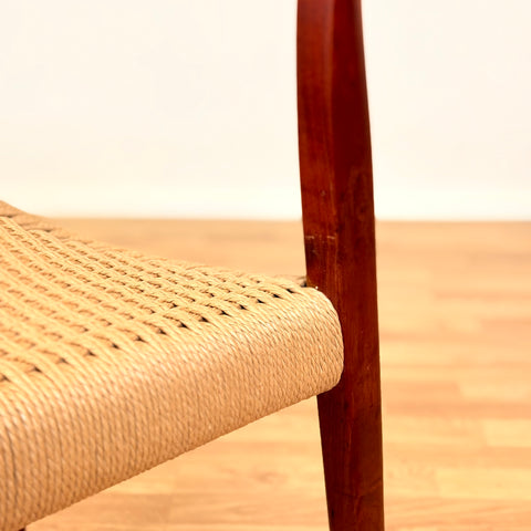 Danish set of 4 dining chairs 'model 71' by Niels O. Moller