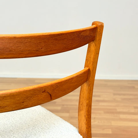 Swedish set of 4 dining chairs in oak