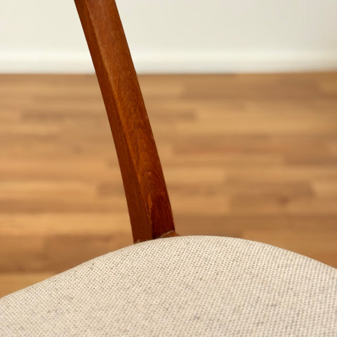 Danish set of 6 dining chairs in teak & beech