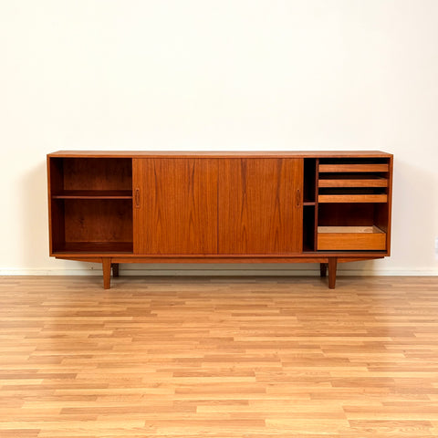Danish sideboard in teak