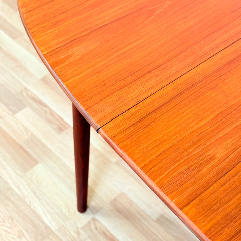 Norwegian dining table in teak by Aase Möbler