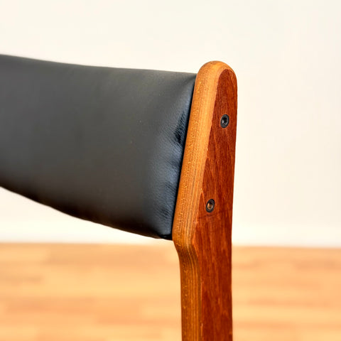 Danish dining chairs in teak by Erik Buch
