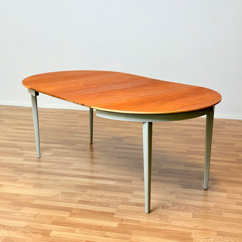 Swedish round dining table in teak by Abra