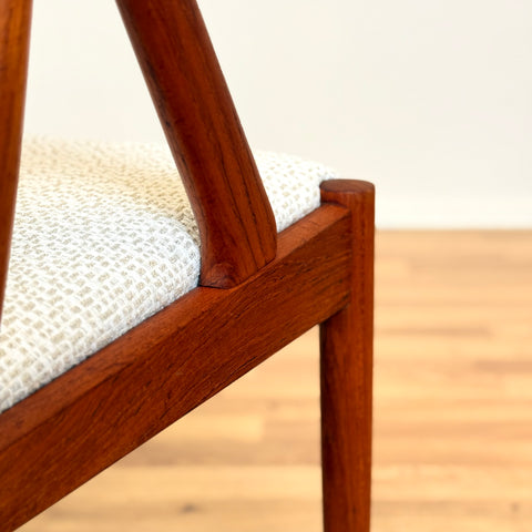 Danish dining chairs model 31 by Kai Kristiansen