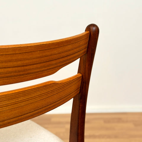 Danish set of 6 dining chairs in teak & walnut by Findahl