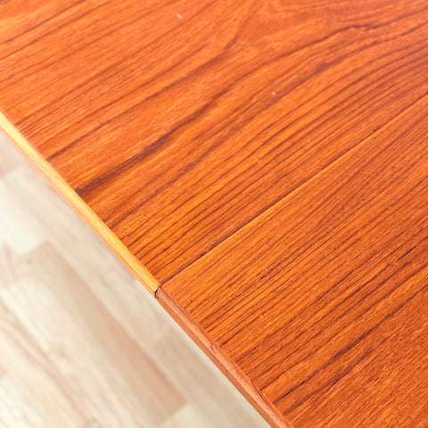 Danish round dining table in teak
