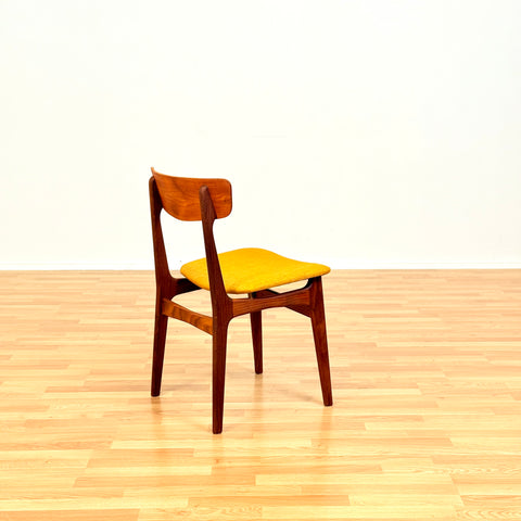 Danish set of 6 dining chairs in teak by Schiønning & Elgaard