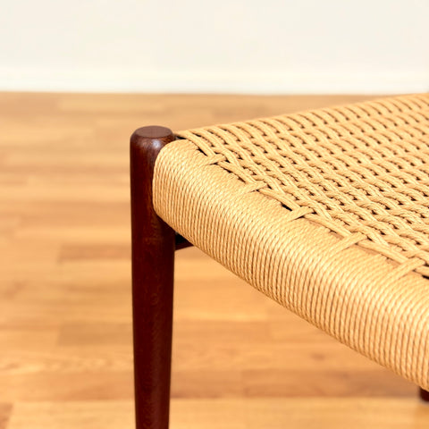 Danish set of 4 dining chairs 'model 75' by Niels O. Moller