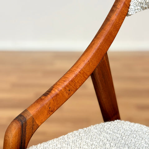 Danish set of 6 dining chairs in walnut
