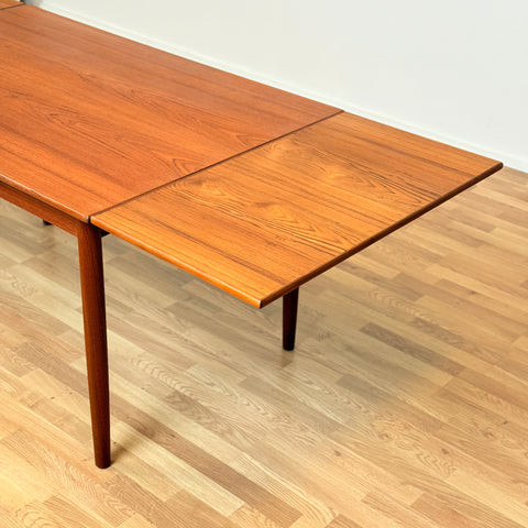 Danish rectangular dining table in teak