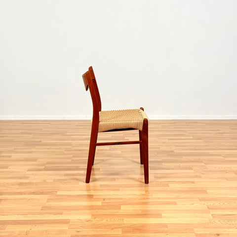 Single dining chair in teak by Arne Wahl Iversen for Glyngøre Stolefabrik, model 'GS60'