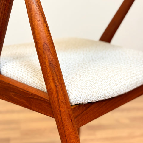 Danish dining chairs model 31 by Kai Kristiansen