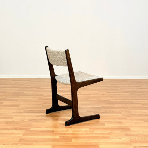 Danish dining chairs in oak by Farstrup