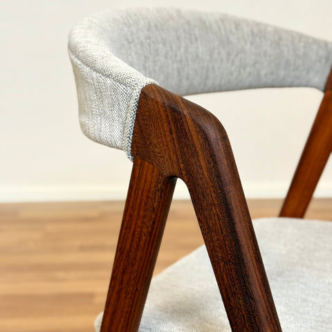 Danish set of 4 dining chairs in walnut