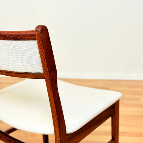 Danish set of dining chairs in Santos rosewood