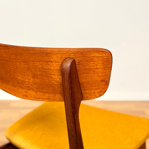 Danish set of 6 dining chairs in teak by Schiønning & Elgaard