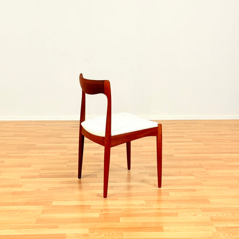 Danish set of 4 dining chairs in teak by Arne Vodder for Vamo Søderborg