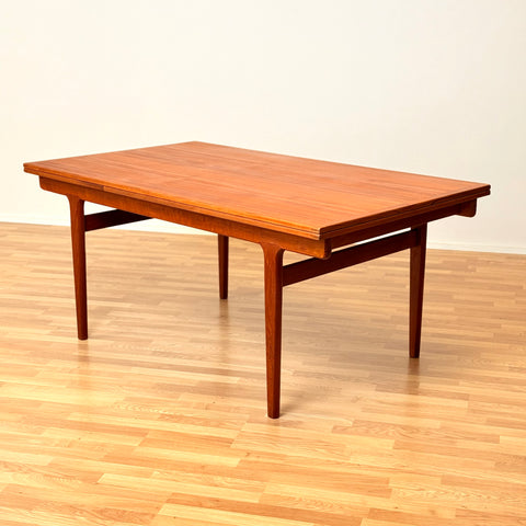 Danish rectangular dining table in teak by V&S